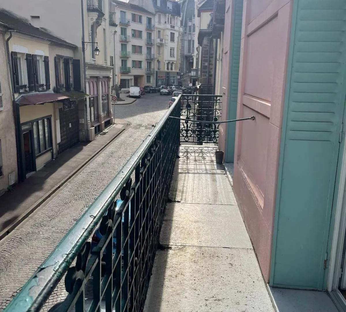 Apartment Le Saint Julien 3Etoiles - Hypercentre - Proche Thermes - Balcon Vichy