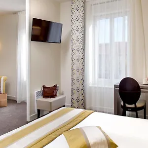 Arverna - Clt'hotel Отель